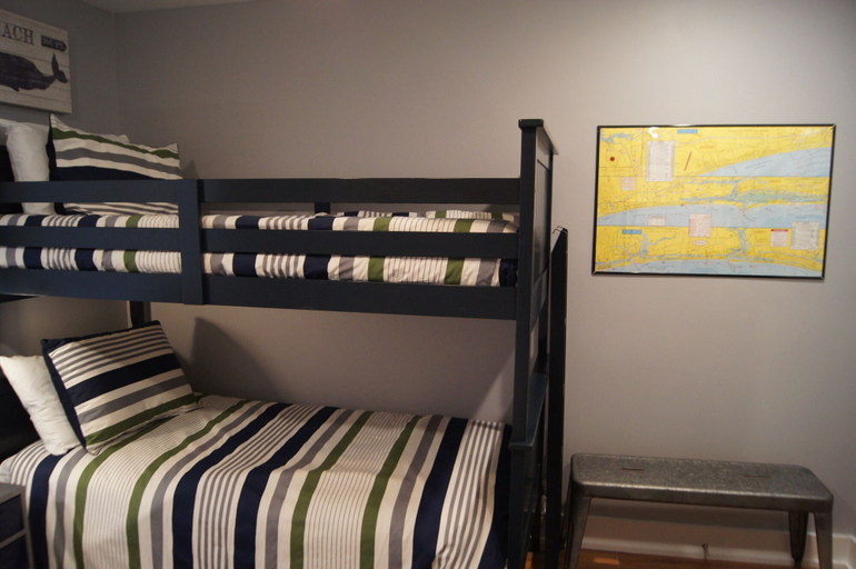 Bedroom 3, Sea Cloisters 304a, Horry