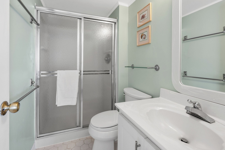 Bathroom 3, Sea Cloisters 201e, Horry