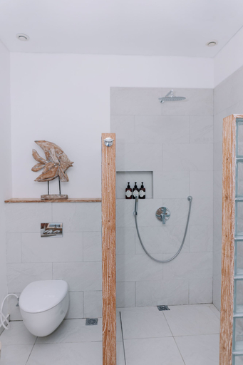 Bathroom 4