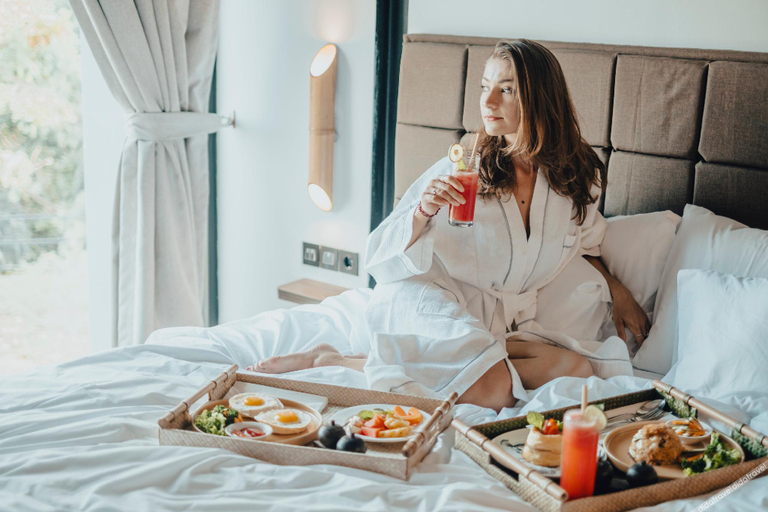 Food & Drinks, Amolas Villa Canggu, Balinese Muralism, Badung