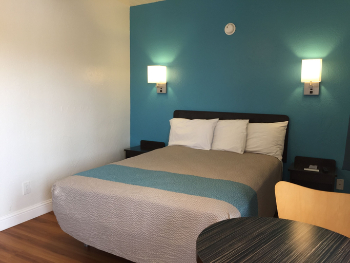 Bedroom 2, Main & Salt, San Luis Obispo