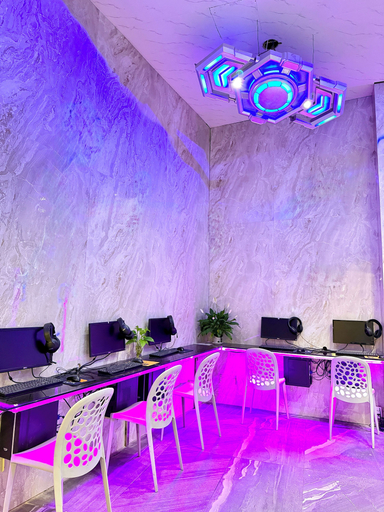 Food & Drinks 4, Capsule Riverside Saigon, District 1