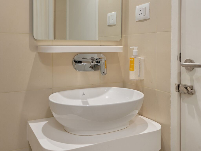 Bathroom 4, Bloom Hotel SG Highway, Ahmadabad