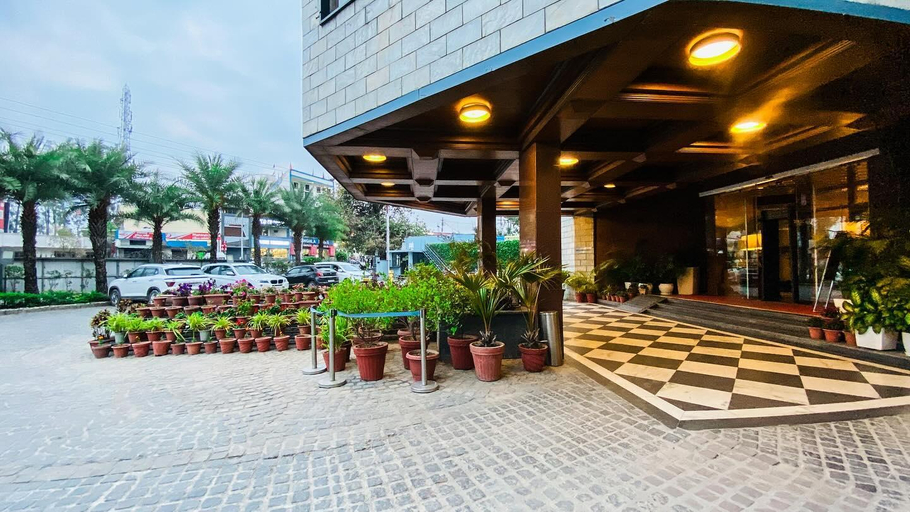 Public Area 2, Hotel Natraj, Dehradun
