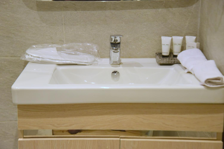 Bathroom 2, pyramids wonders hotel, Al-Ahram