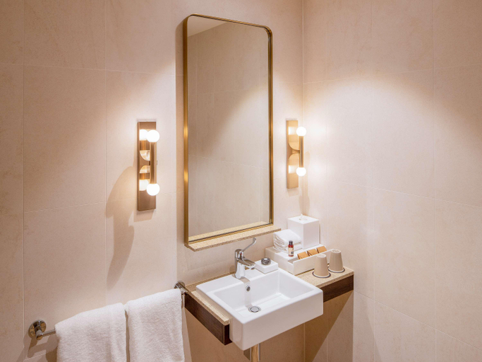 Bathroom 3