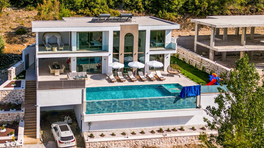Room 4, Villa Taha in Kas With 3 Bedrooms and 3 Bathrooms, Kaş