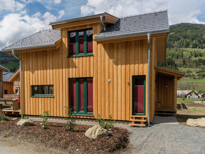 Exterior & Views 1, Cosy Chalet With hot tub, Murau