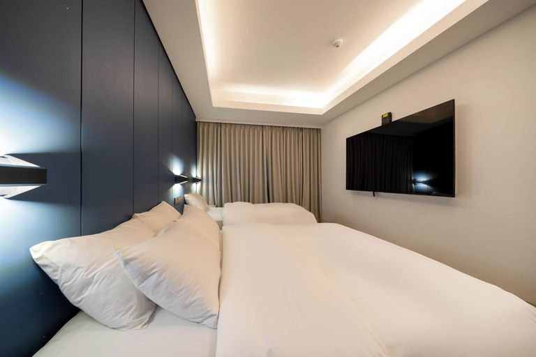 Bedroom 19