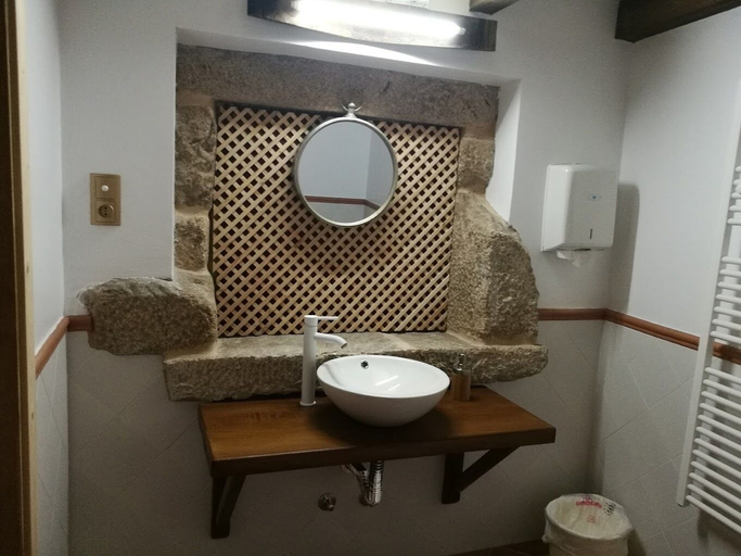 Bathroom 3, O lagar de Jesús, A Coruña