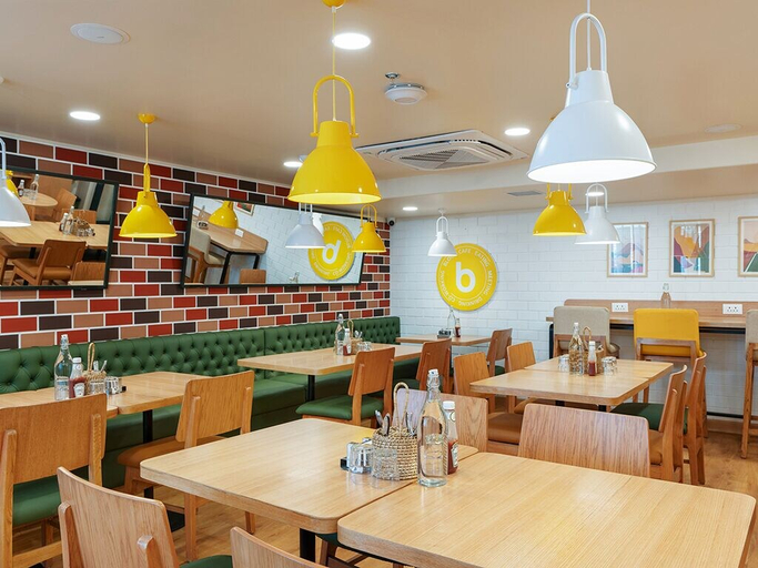 Food & Drinks 5, Bloom Hotel SG Highway, Ahmadabad