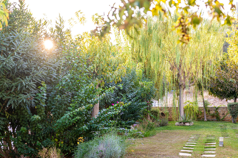 Room 2, Mear Garden Studio - Cozy Garden Getaway, Crete