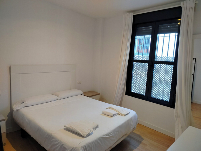 Bedroom 2, Apartamentos Centro Cordoba by MiRa, Córdoba