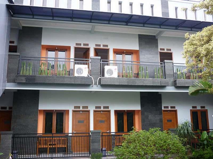 Exterior & Views 4, OYO 1446 Patradissa Hotel, Bandung