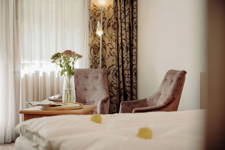 Bedroom 3, Hotel Alte Post, Sankt Johann im Pongau