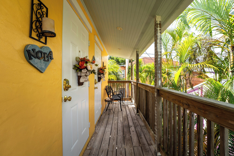 Others 1, Nola Apartment, Palm Beach