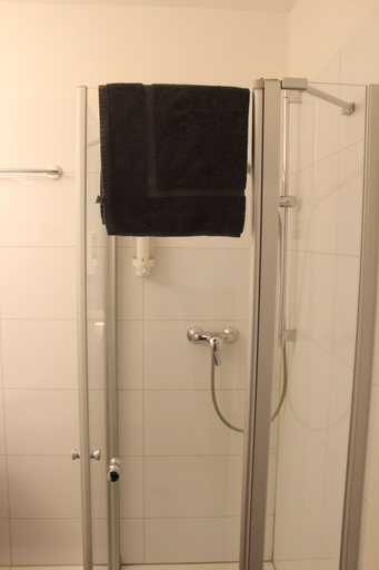 Bathroom 5, Burghotel - das Original, Nürnberg