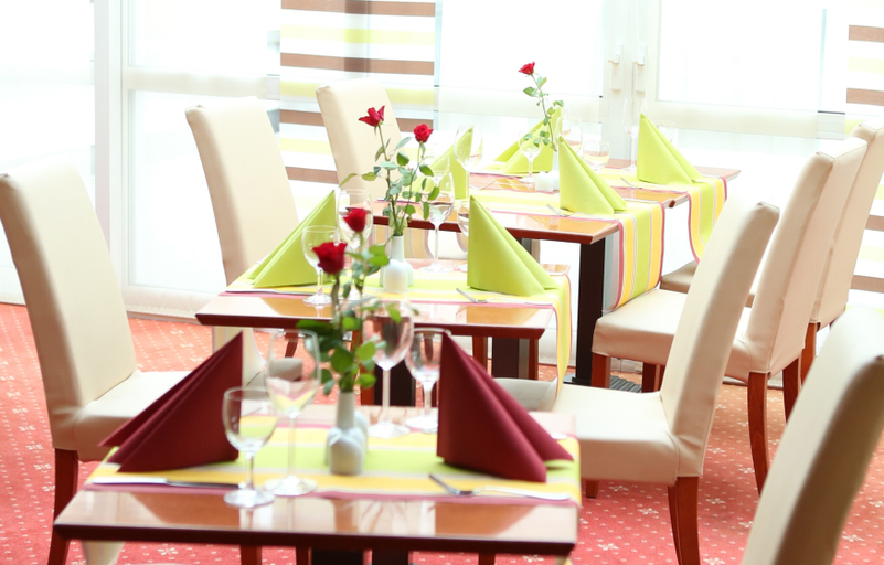 Food & Drinks 5, Amedia Hotel Frankfurt-Ruesselsheim by Wyndham, Groß-Gerau