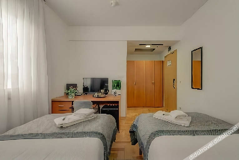 Bedroom 2, Hotel Pax, Split
