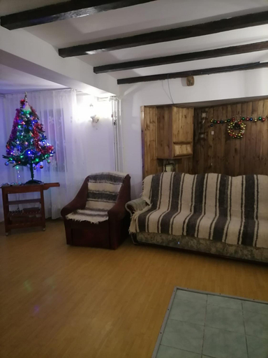 Others 5, Casa Maira, Novaci