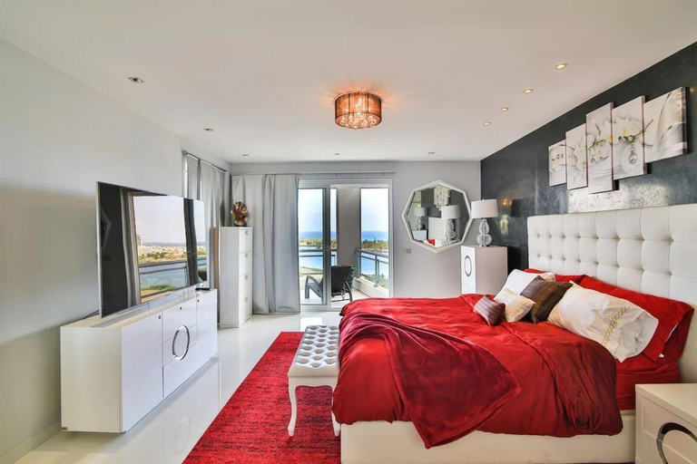 Bedroom 3, Lovely 3-bed Apartment in Maho