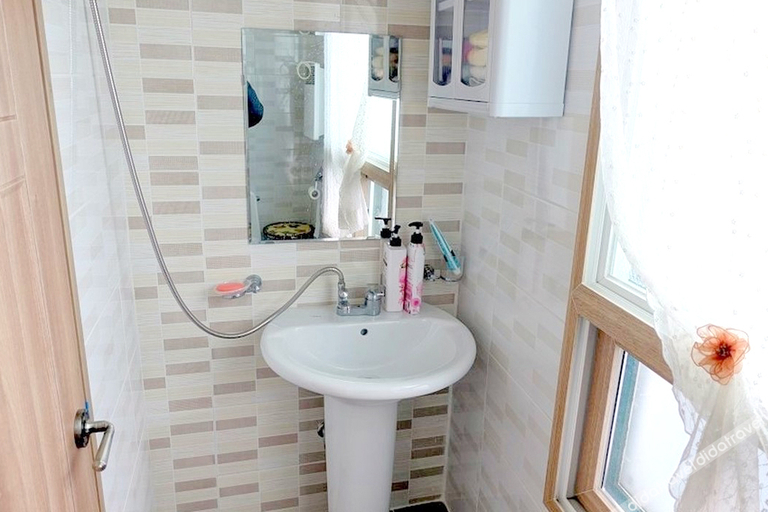 Bathroom 3, Pongdang Guesthouse, Jeonju