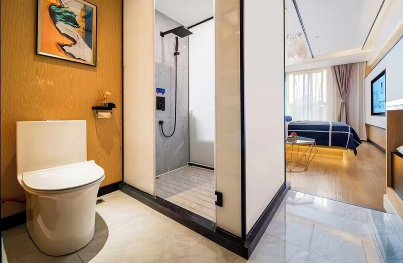 Bathroom, Z Holiday Hotel, Chengdu