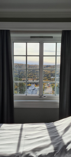Bedroom 3, Dr. Holms Hotel, Hol