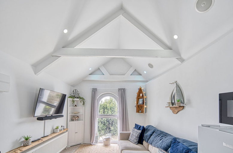 Room 4, Host Stay Sail Loft, Cornwall