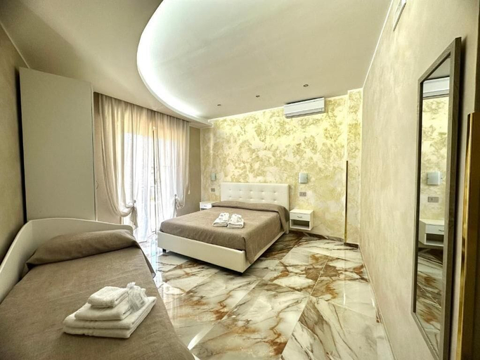 Others 4, B&b Narcisse, Vibo Valentia