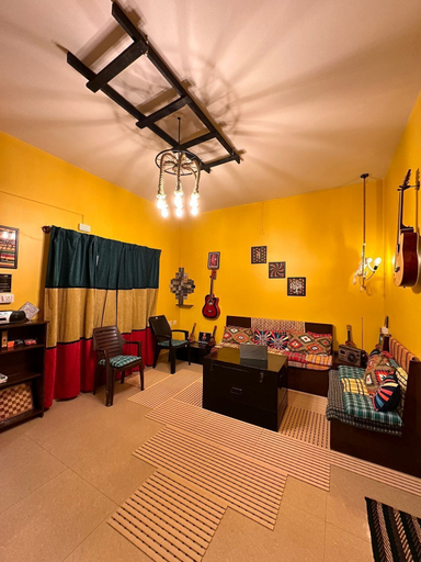 Others 1, Rastafari - The Backpackers Hostel, The Nilgiris