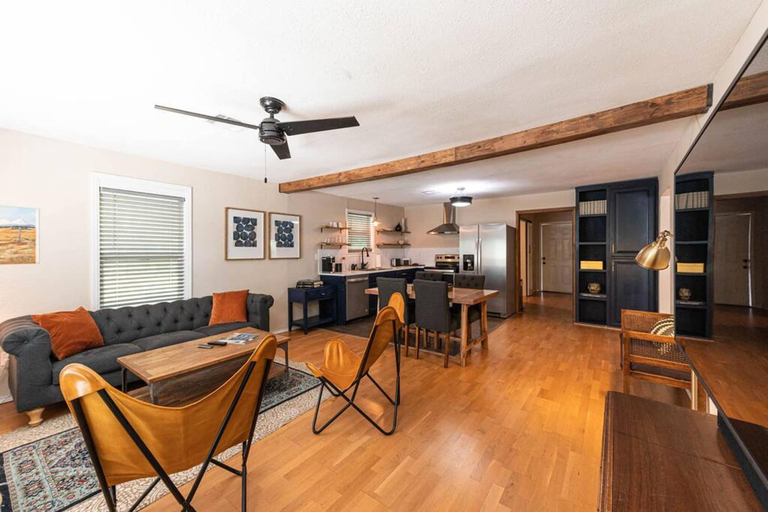 Others 5, Escape to a Restored 1920s East Waco Bungalow, McLennan