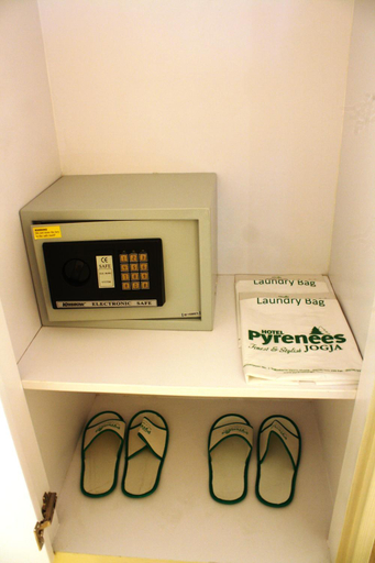 Amenities 8