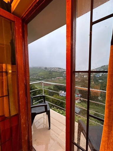 Others 5, Rastafari - The Backpackers Hostel, The Nilgiris