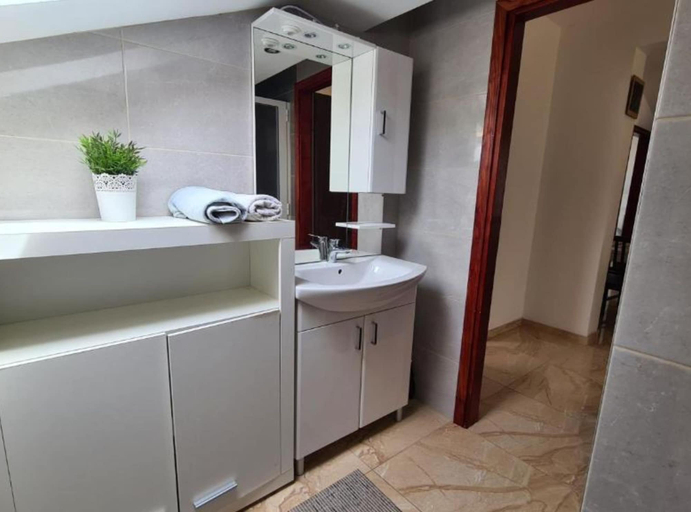 Bathroom 3, Apartments Josip, Orebić