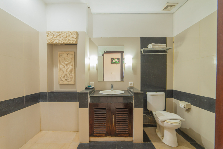 Bathroom 7