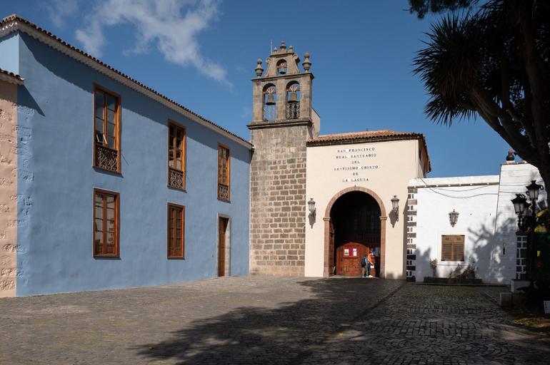 Room 5, Elegant Serenity at Apartment Carine, Santa Cruz de Tenerife