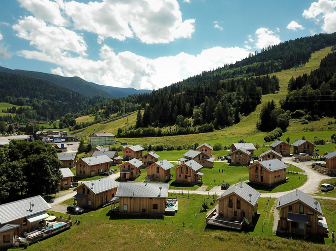 Exterior & Views 1, Lively chalet near ski-slope, Murau