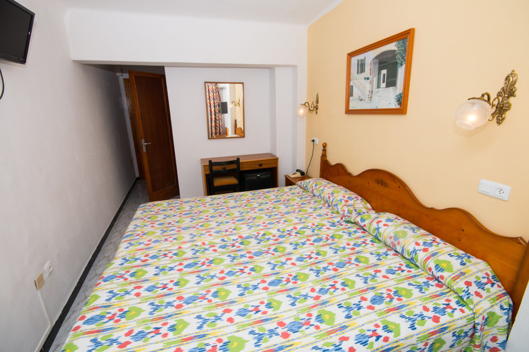 Bedroom 4, Hotel Amic Can Pastilla, Baleares