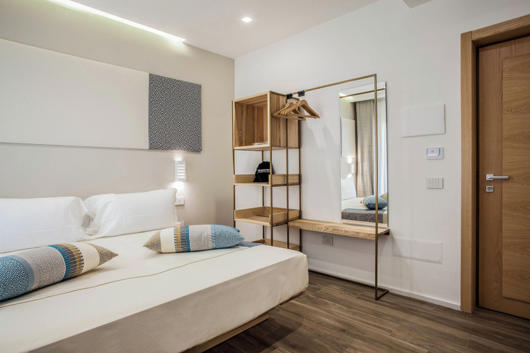 Bedroom 2, NoHa Lifestyle Hotel, Cagliari