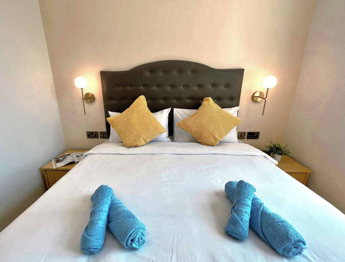 Bedroom 3, Sea View Penthouse - Spacious Terraces