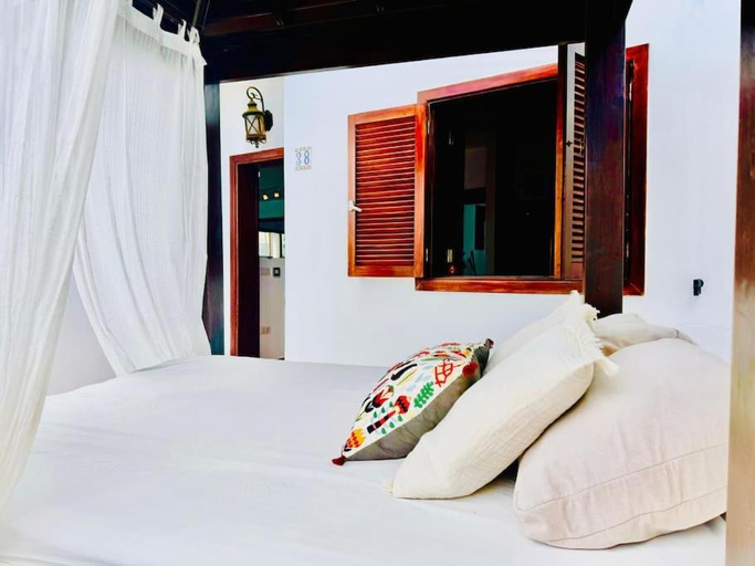 Others 2, Villa Bali, Las Palmas