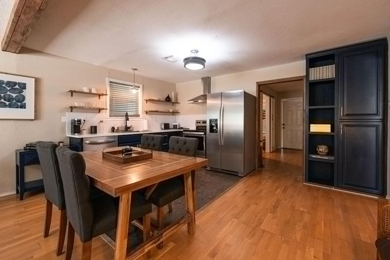 Others 4, Escape to a Restored 1920s East Waco Bungalow, McLennan