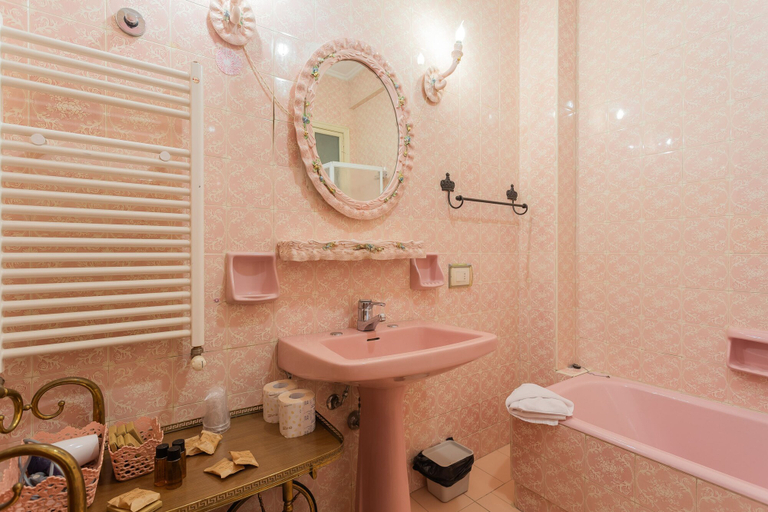 Room 3, Golden Apartment by Wonderful Italy, Bari