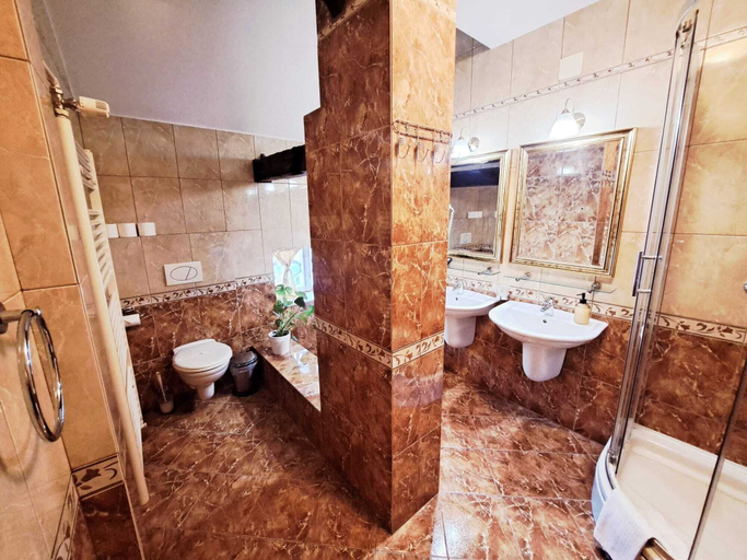 Bathroom 5, Hotel Livadić, Samobor
