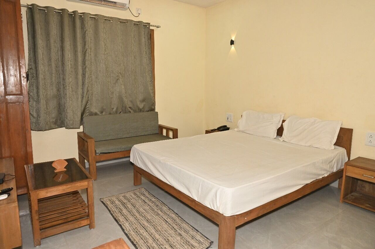 Bedroom, Shiv Parvati Resort, Satara