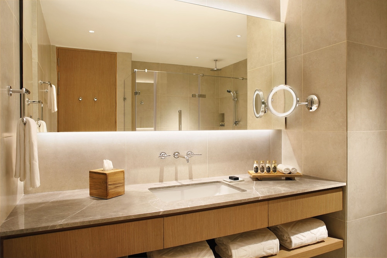 Bathroom 5, Taj Rishikesh Resort & Spa, Uttarakhand, Garhwal