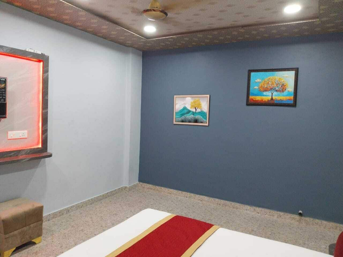 Others 3, Kashi Kutir, Varanasi