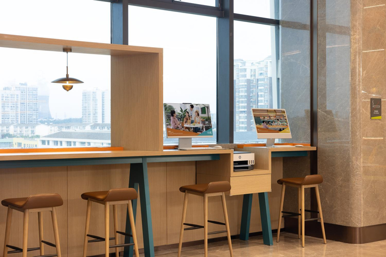 Food & Drinks 5, Home2 Suites by Hilton Chengdu Huaizhou New City, Chengdu