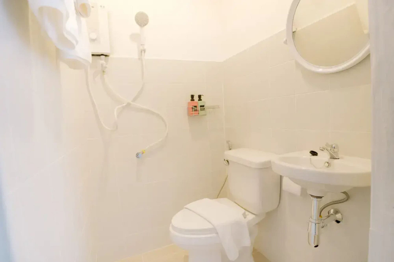 Bathroom 5, B&B Chiangrai, Muang Chiang Rai